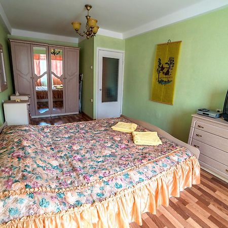 Apartments On Mykilska-Slobidka Kiev Ngoại thất bức ảnh