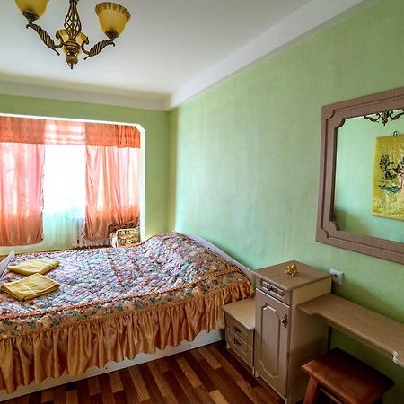 Apartments On Mykilska-Slobidka Kiev Ngoại thất bức ảnh